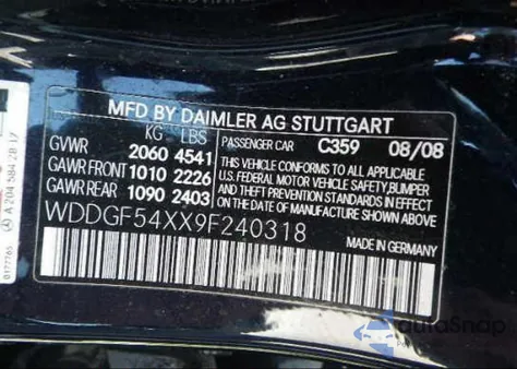 2009 Mercedes-Benz C300 z USA, uszkodzony, nr VIN WDDGF54XX9F240318